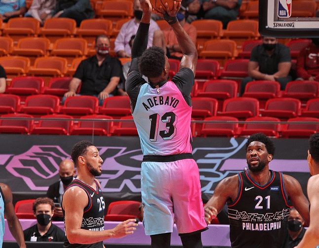 南宫体育太狠了！上海久事扳平良机萨克拉门托国王今晚防线松动，巴特勒在篮网比赛中战术调整的简单介绍